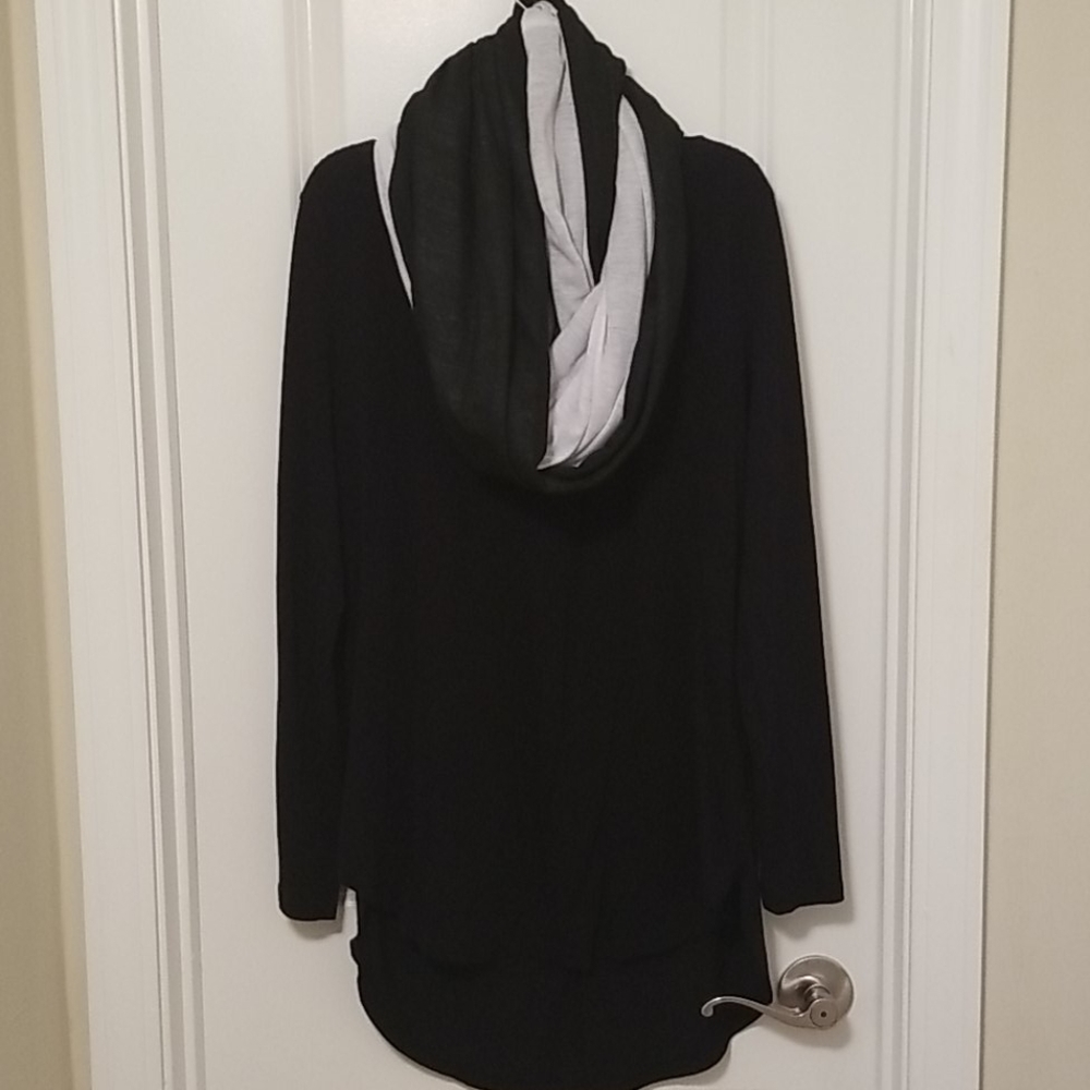 Infinity scarf black and white soft cotton